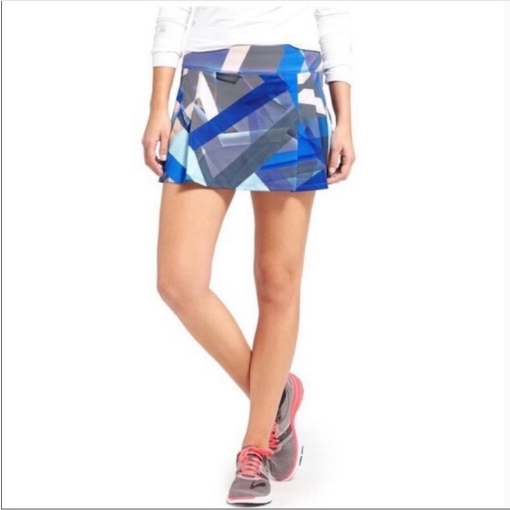 Athleta Electric Geo Speed Skort